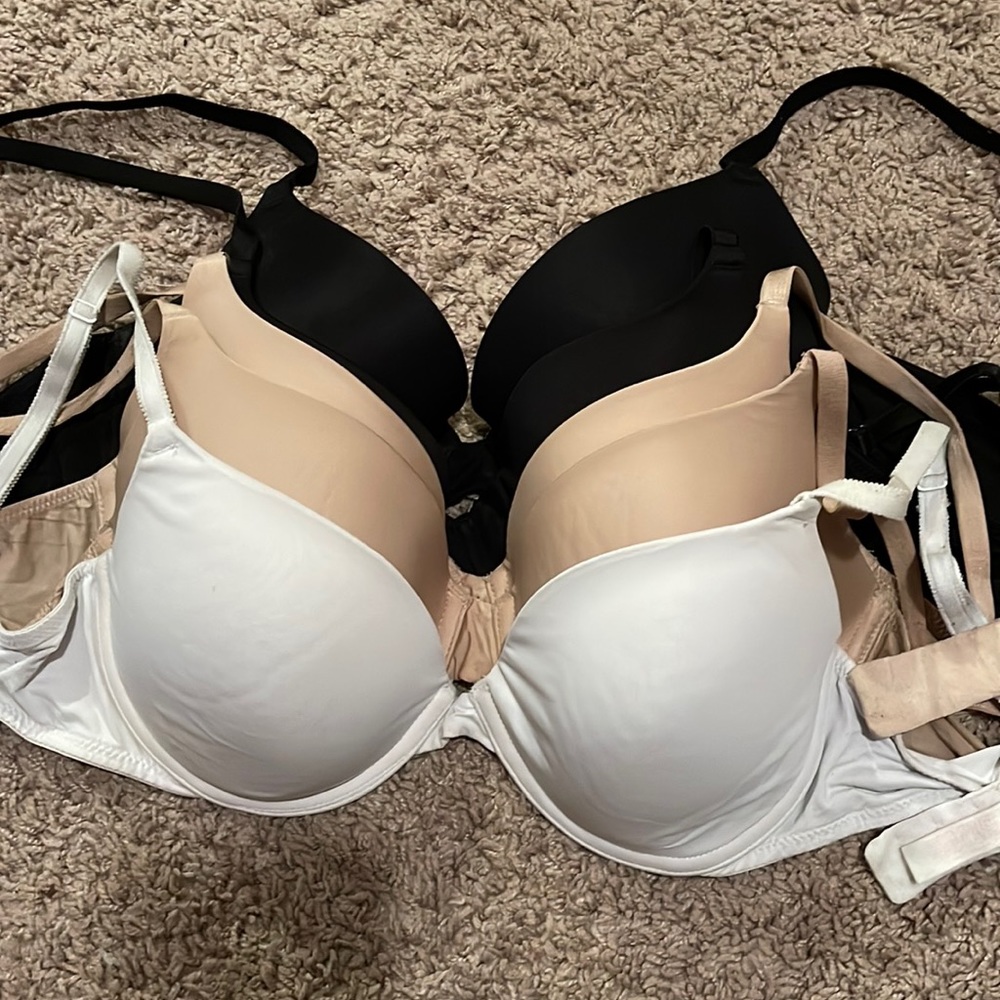 5 Victoria’s Secret PINK & Angel Bras - 34C